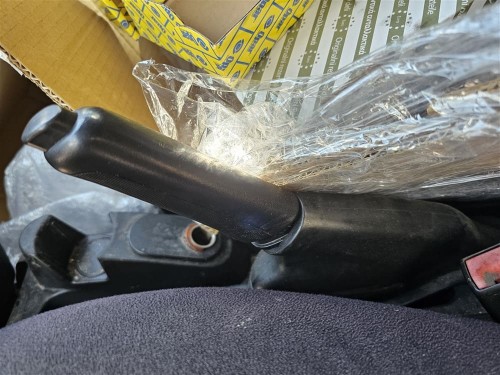 Fiat Fiorino çıkma el fren tabancası